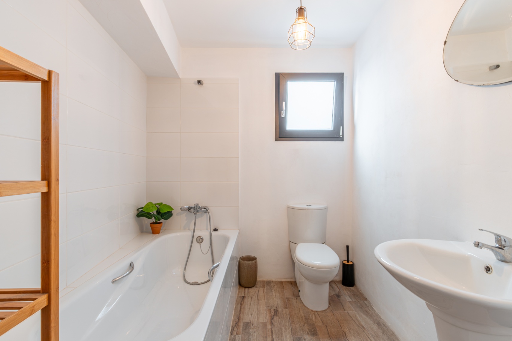 Amplio townhouse de 3 habitaciones en venta en Teulada