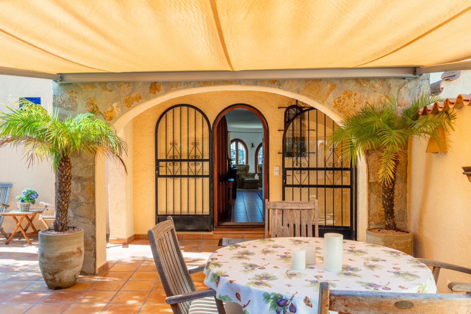 Villa con vista al mar en venta Cumbre del Sol