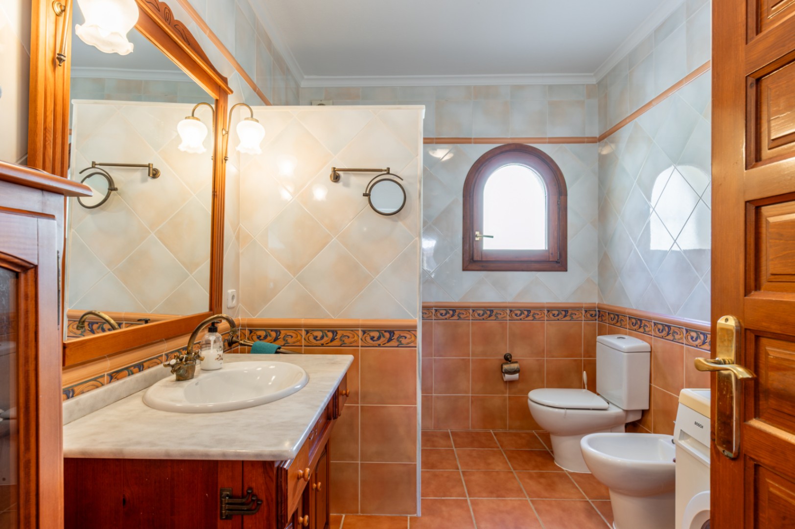 Villa con vista al mar en venta Cumbre del Sol