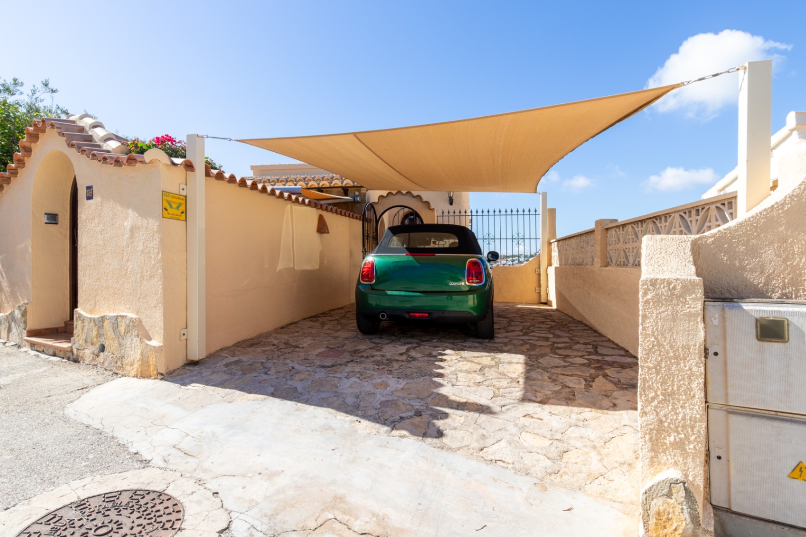 Villa con vista al mar en venta Cumbre del Sol