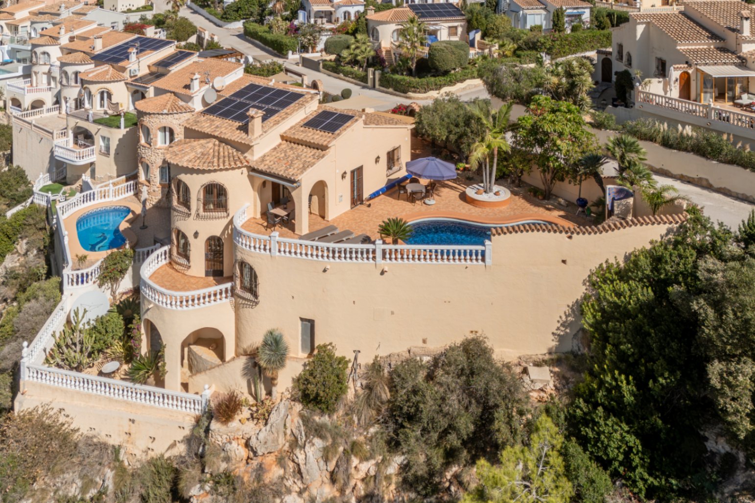 Villa con vista al mar en venta Cumbre del Sol