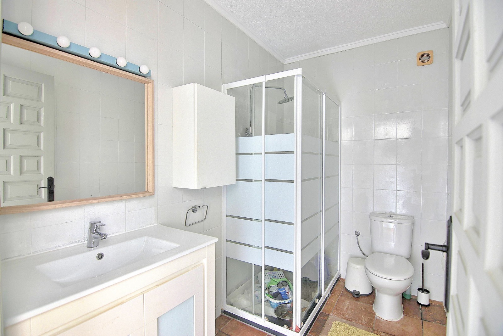 3 Bedroom Townhouse with Guest Apartment for Sale 