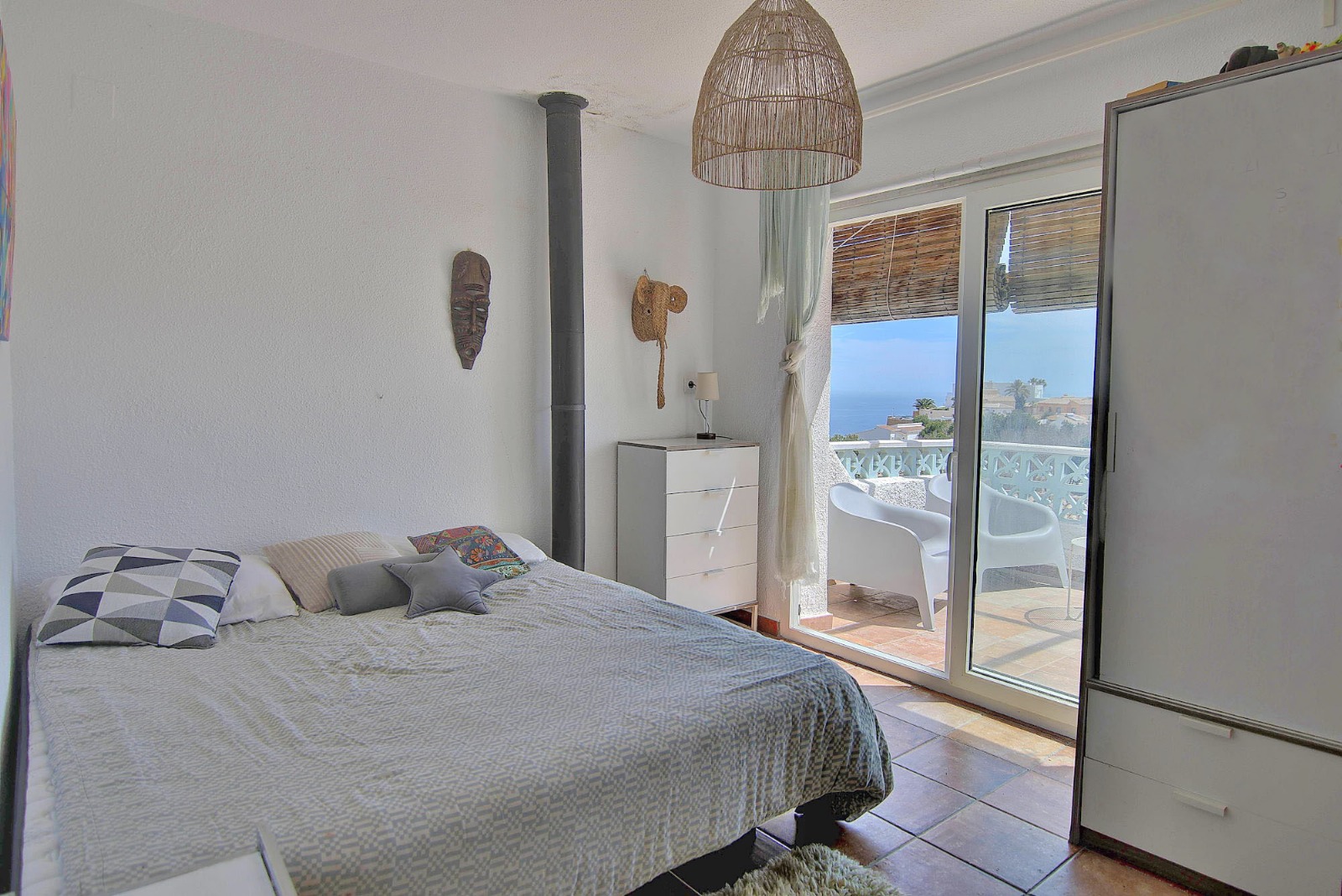 3 Bedroom Townhouse with Guest Apartment for Sale 
