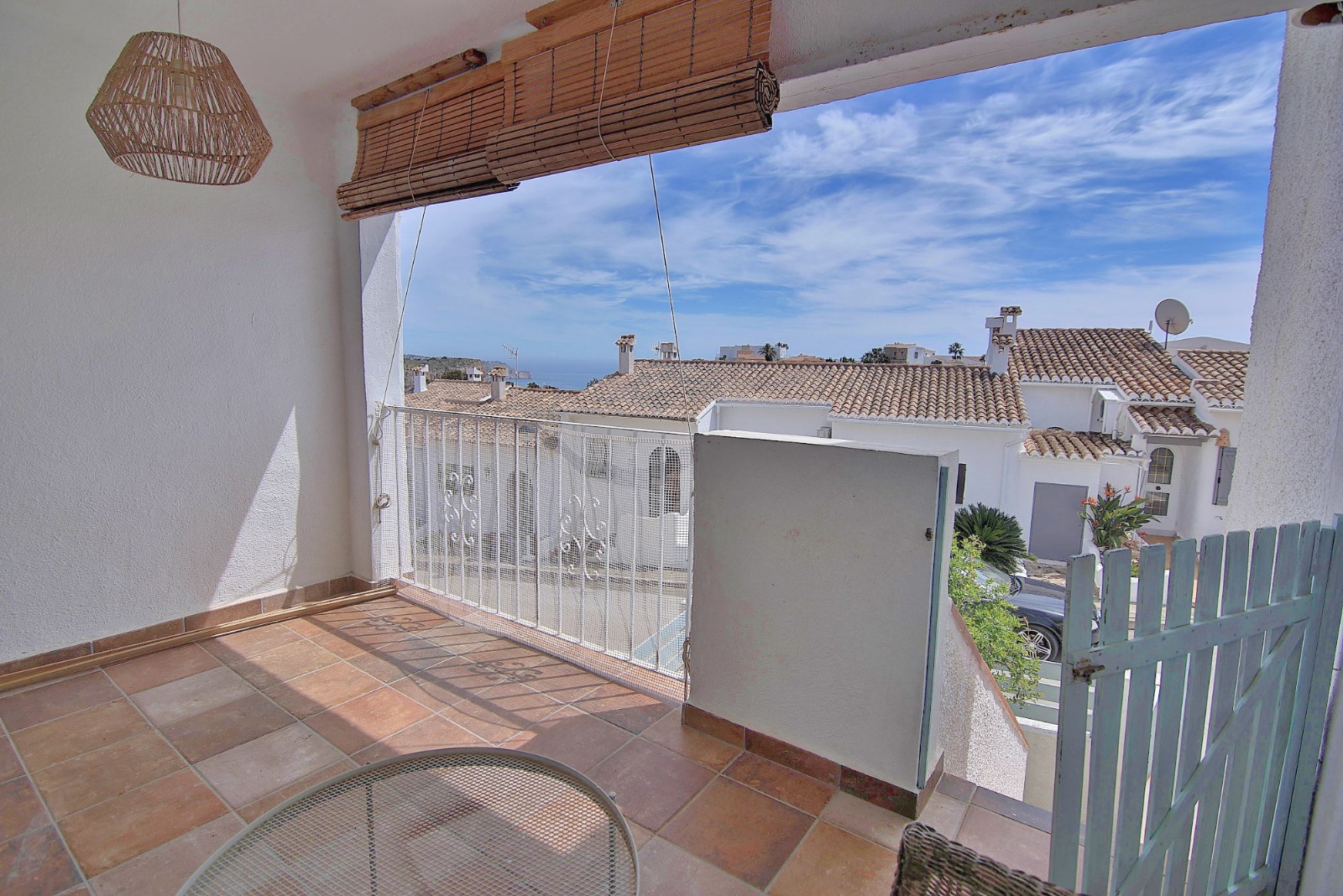 3 Bedroom Townhouse with Guest Apartment for Sale 