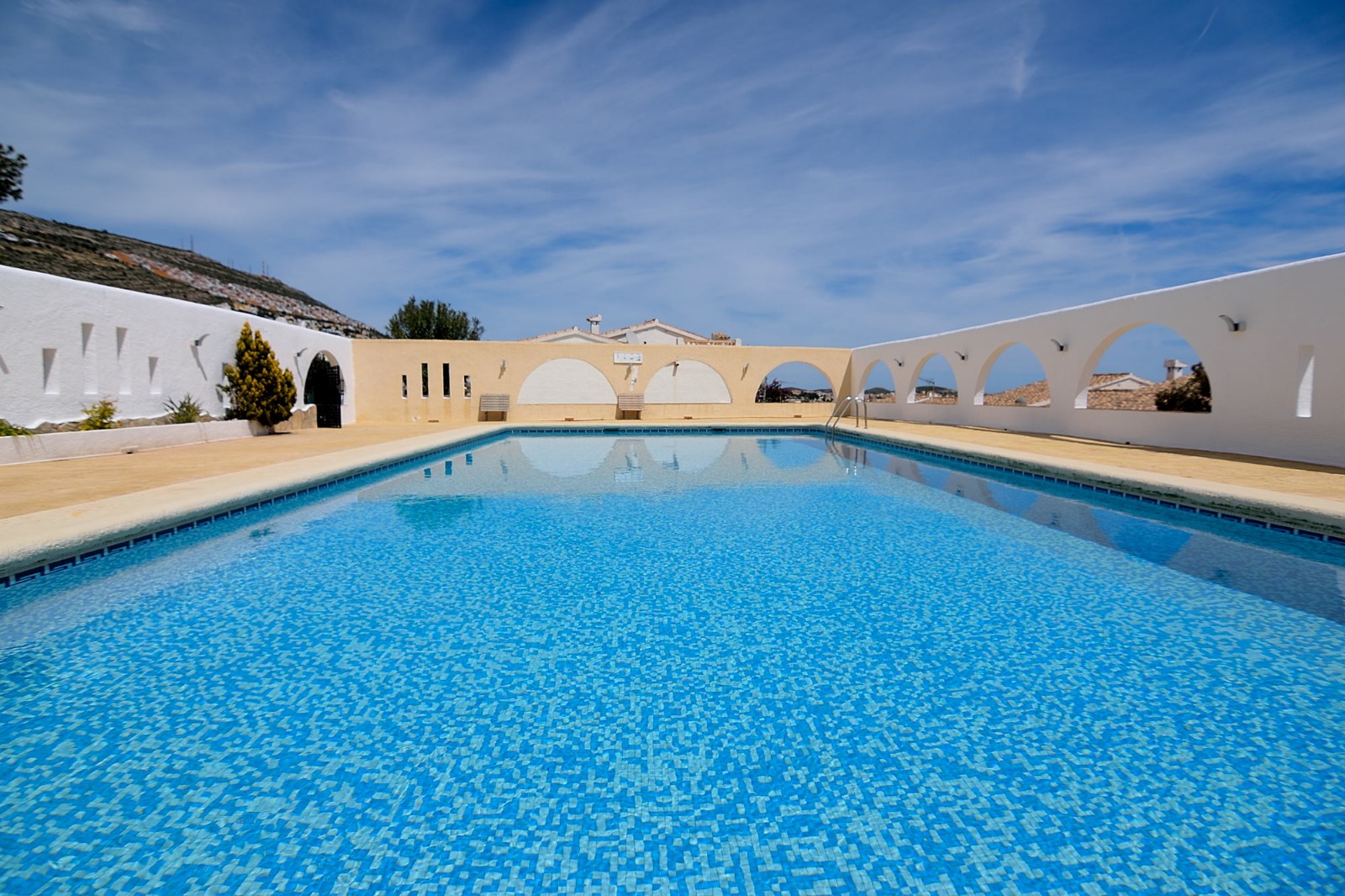 3 Bedroom Townhouse with Guest Apartment for Sale 