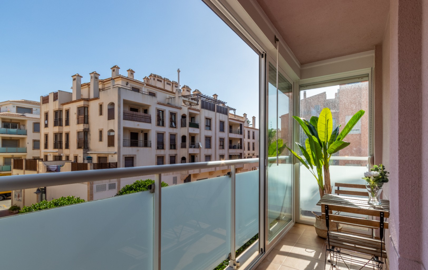 2-bedroom, 2-bathroom apartment for long-term rent in Moraira
