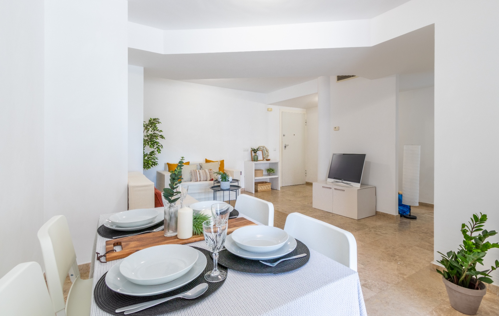 2-bedroom, 2-bathroom apartment for long-term rent in Moraira